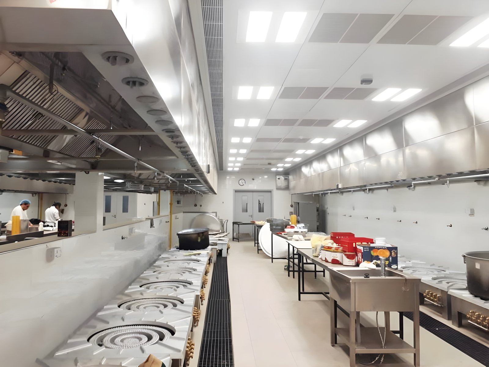 خدمات هندسية لمشاريع المطابخ المركزية والتهوية – الرياض  Engineering Services for Kitchens & Ventilation Projects – Riyadh